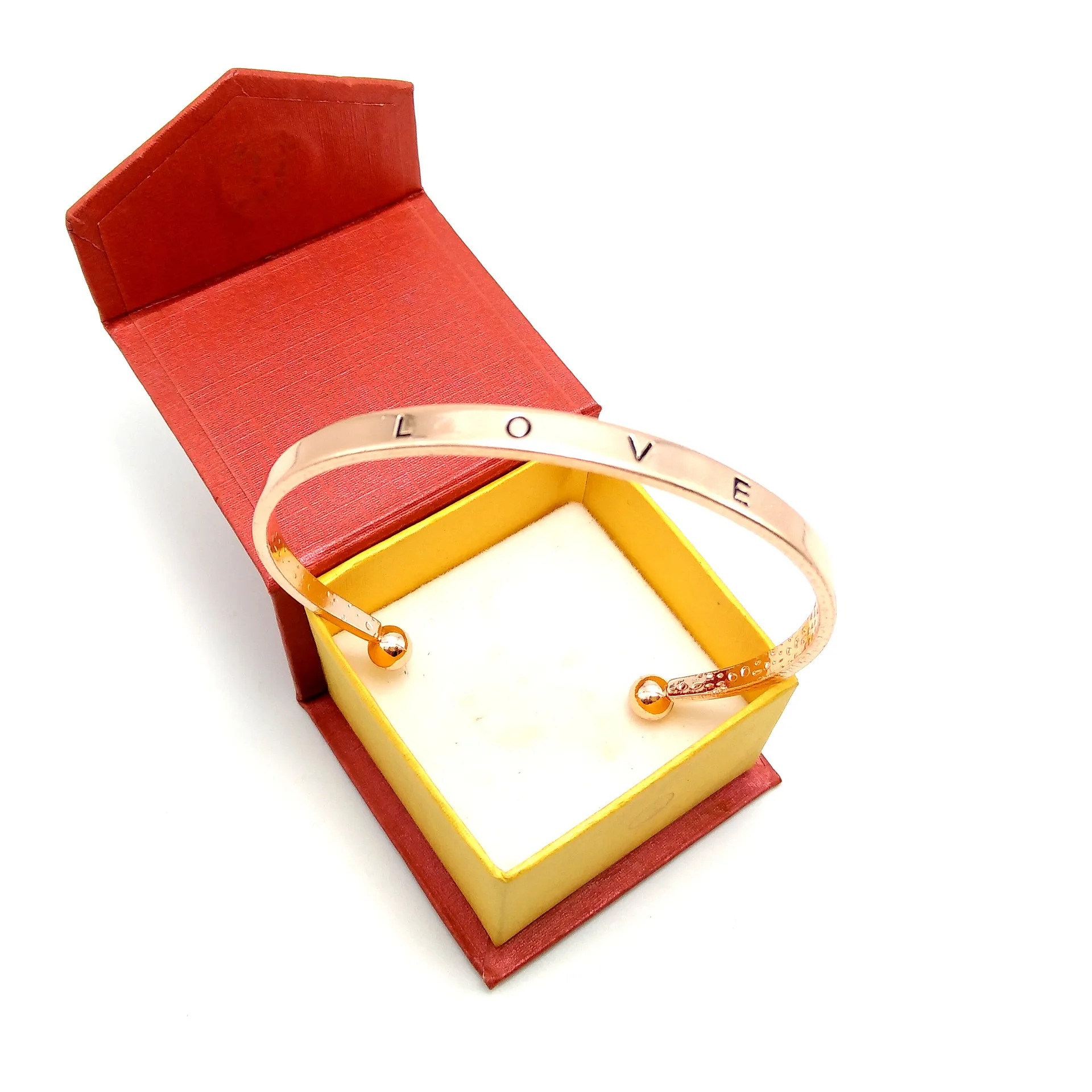 3 Colors Alloy Letter Love Bracelet for Women Simple Style Opening Adjustable Women Bangles Cuff Bracelets Jewelry Drop Shipp
3 Colors Alloy Letter Love Bracelet for Women Simple Style Opening Adjustable Women Bangles Cuff Bracelets Jewelry Drop Shipp