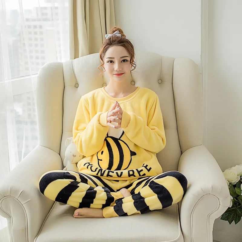 

Autumn and Winter Women Pyjamas Sets Thick Warm Coral Velvet Suit Flannel Long Sleeve Female Cartoon Bee Animal Pants Sleepwear