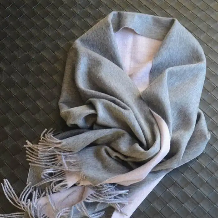 100%Wool Pink Scarf Women's Fashion Brown Gray White Blue Wrap High Quality Natural Fabric Extra Soft Warm 9-15Days Delivered
100%Wool Pink Scarf Women's Fashion Brown Gray White Blue Wrap High Quality Natural Fabric Extra Soft Warm 9-15Days Delivered
