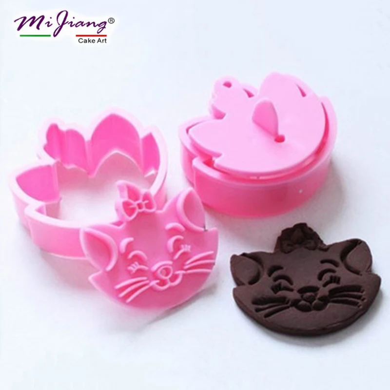 Cute 3D Marie Cat Cookie Mold Food Grade Plastic Cake Mould Fondant Cake Decorating Tools Christmas Confeitaria Bakeware A1961
Cute 3D Marie Cat Cookie Mold Food Grade Plastic Cake Mould Fondant Cake Decorating Tools Christmas Confeitaria Bakeware A1961