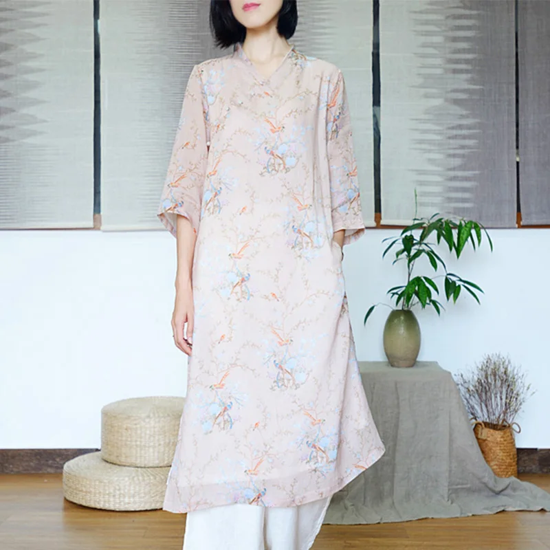 SCUWLINEN 2019 Summer Women Dress Vintage Print V-neck Jade Buttons High Slit Double Layer Ramie Chinese Improved Cheongsam S593
SCUWLINEN 2019 Summer Women Dress Vintage Print V-neck Jade Buttons High Slit Double Layer Ramie Chinese Improved Cheongsam S593