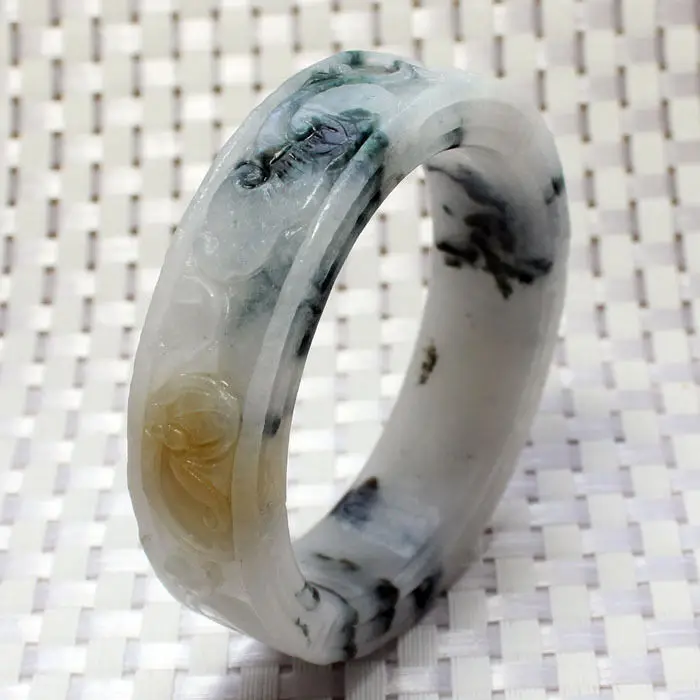 A788 Chinese Hand-carved Emerald Green stoneite stone Gems Bracelet Bangle 59mm 10.20 40
A788 Chinese Hand-carved Emerald Green stoneite stone Gems Bracelet Bangle 59mm 10.20 40