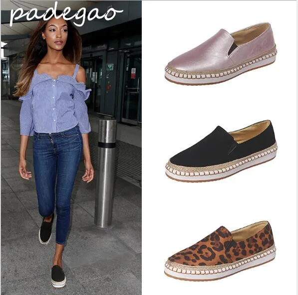 2019 summer new women's shoes flat bottom hemp rope sewing line fashion large size hot women's single shoes A218
2019 summer new women's shoes flat bottom hemp rope sewing line fashion large size hot women's single shoes A218