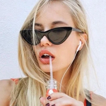 Vintage Small Triangle Cat Eye Sunglasses Women Brand Designer Cat's Eye Female Shades Red Pink Sun Glasses For Women Oculos
Vintage Small Triangle Cat Eye Sunglasses Women Brand Designer Cat's Eye Female Shades Red Pink Sun Glasses For Women Oculos