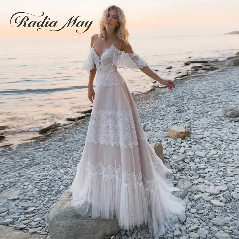 Vintage Boho Wedding Dress 2019 Sexy Off Shoulder Backless Beach Dresses Lace Appliques A Line Spaghetti Wedding Party Gowns
Vintage Boho Wedding Dress 2019 Sexy Off Shoulder Backless Beach Dresses Lace Appliques A Line Spaghetti Wedding Party Gowns
