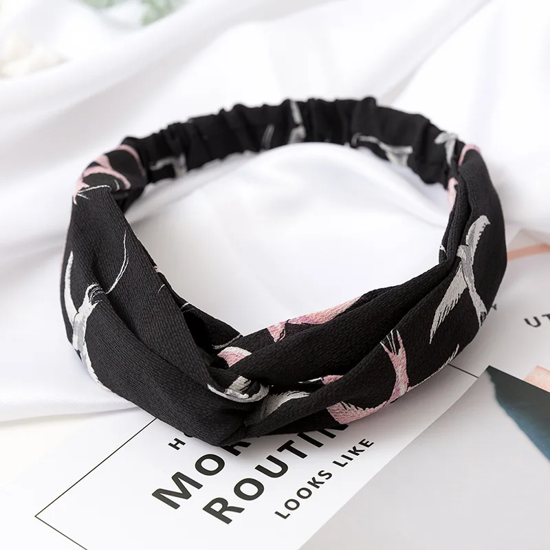 Hot Sale Twist Cross Knot Print Bohemian Headband Elastic Head Wrap Turban Bandana HairBand Flower Hair Accessories For Women
Hot Sale Twist Cross Knot Print Bohemian Headband Elastic Head Wrap Turban Bandana HairBand Flower Hair Accessories For Women