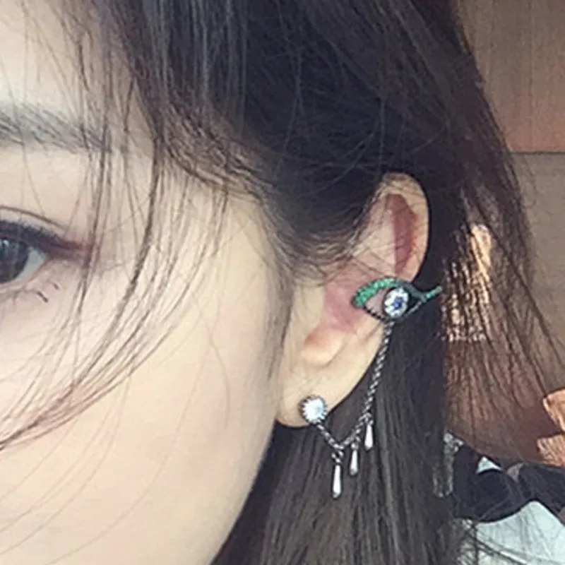 1pc Eye Clip On Earrings Water Drop Ear Cuff Masculino Women Earrings Rhinestone Ear Jacket Wrap Earcuff Brincos
1pc Eye Clip On Earrings Water Drop Ear Cuff Masculino Women Earrings Rhinestone Ear Jacket Wrap Earcuff Brincos