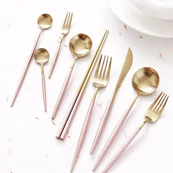 European creative stainless steel rose gold steak cutlery Western cutlery set Home sweet fork spoon 9p'c's
European creative stainless steel rose gold steak cutlery Western cutlery set Home sweet fork spoon 9p'c's