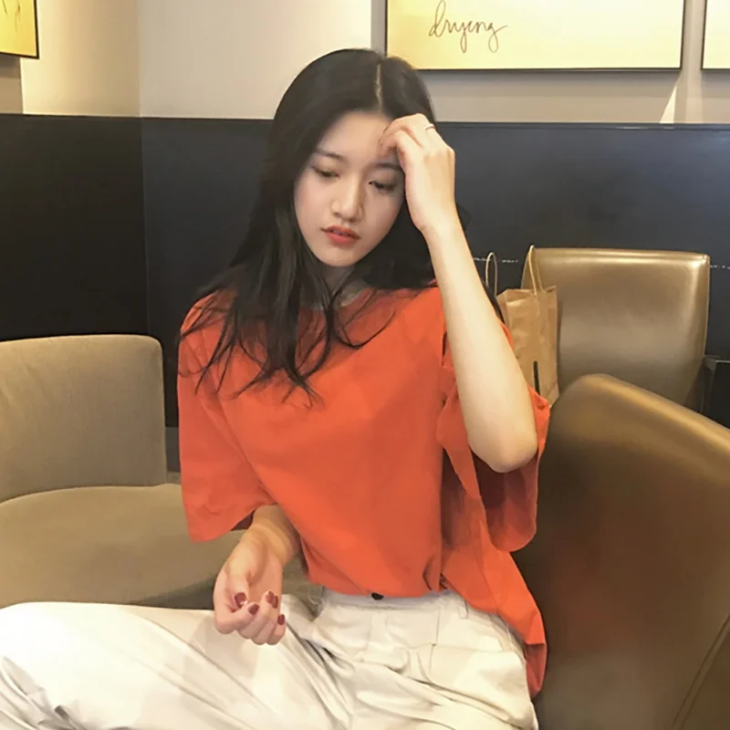 Short-sleeve T-shirt women 2019 summer new simple solid color round neck pullover student Korean version thin tide
Short-sleeve T-shirt women 2019 summer new simple solid color round neck pullover student Korean version thin tide