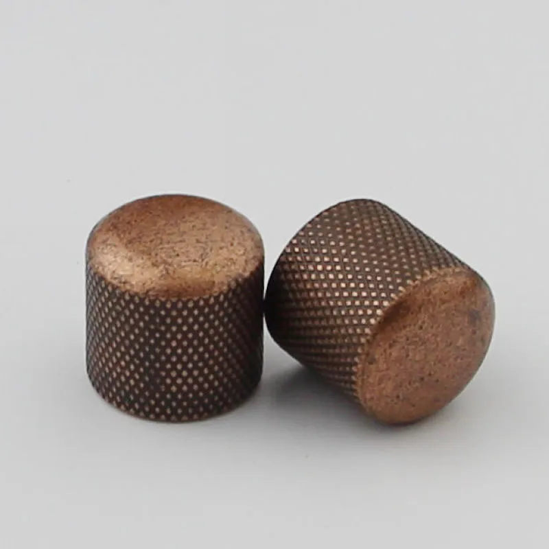2 Pcs Electric Guitar And Bass Tone And Volume Metal Electronic Control Bronze color Knobs Cap
2 Pcs Electric Guitar And Bass Tone And Volume Metal Electronic Control Bronze color Knobs Cap