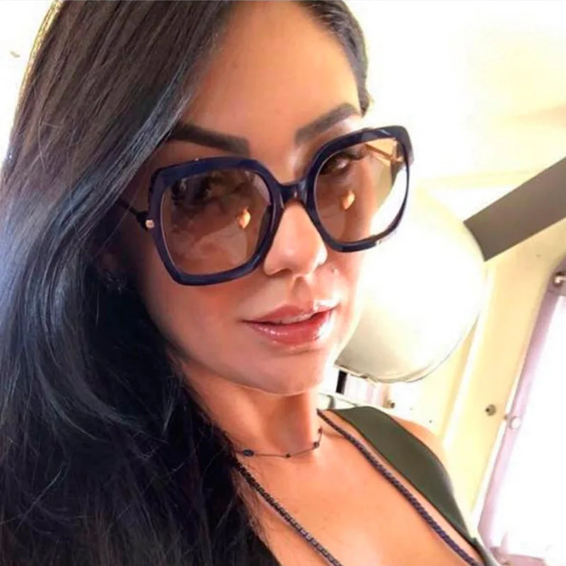 Brand Designe 2019 New Cat Eye Sunglasses Women Fashion Oversized Square Sunglasses Vintage Retro For Female Male Shades UV400
Brand Designe 2019 New Cat Eye Sunglasses Women Fashion Oversized Square Sunglasses Vintage Retro For Female Male Shades UV400