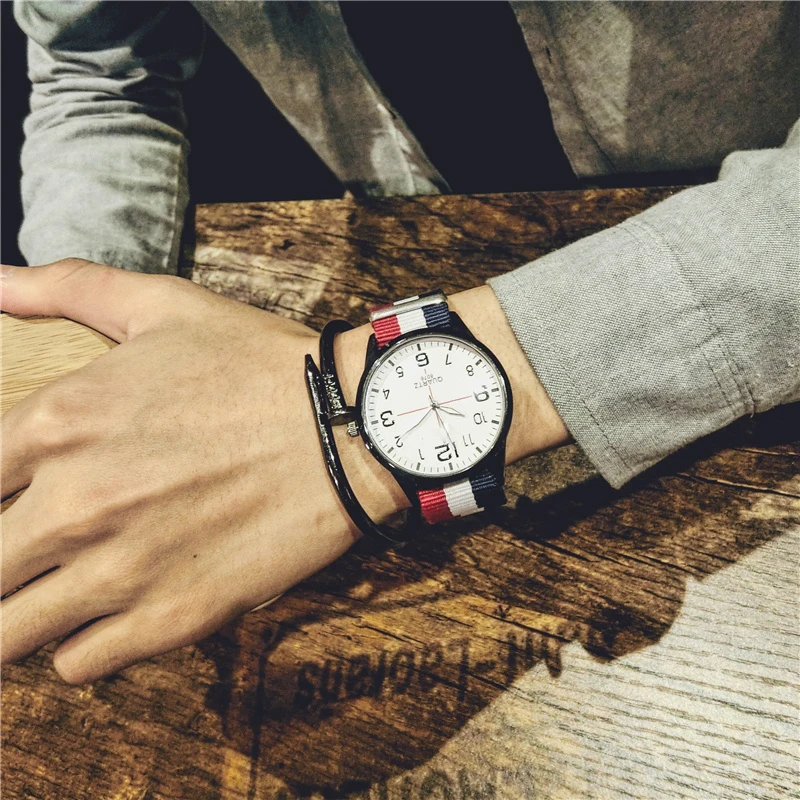 Fashion Four Styles Nylon Strap Male Student Korean Version Of Simple Female Vintage Watch Women's And Men's Wrist Watch 1011
Fashion Four Styles Nylon Strap Male Student Korean Version Of Simple Female Vintage Watch Women's And Men's Wrist Watch 1011