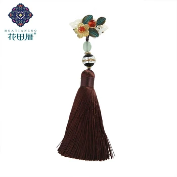 Ethnic Handmade Shell Flower Bronze Leaf Brooch White Shell Card Lampwork Dangle Brown Thread Tassel Brooch XZ-18094
Ethnic Handmade Shell Flower Bronze Leaf Brooch White Shell Card Lampwork Dangle Brown Thread Tassel Brooch XZ-18094