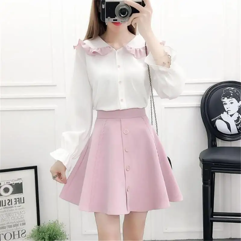 2019 New Spring Autumn Women Ruffle Collar Long Sleeve Chiffon Shirts+Double Breasted Solid Pleated Mini Skirt 2 Pieces Sets R10
2019 New Spring Autumn Women Ruffle Collar Long Sleeve Chiffon Shirts+Double Breasted Solid Pleated Mini Skirt 2 Pieces Sets R10