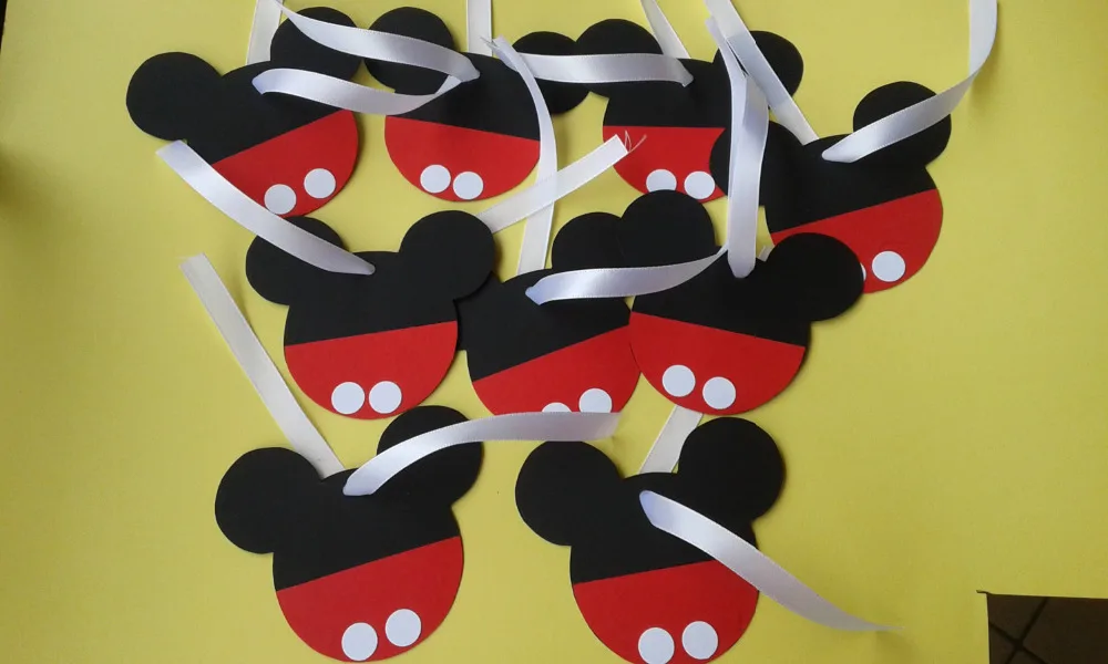Personalized Mouse birthday favour tags, custom party gift tags, laser cut baby shower thank you tags, Mouse themed gift decor
Personalized Mouse birthday favour tags, custom party gift tags, laser cut baby shower thank you tags, Mouse themed gift decor