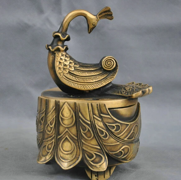 6'' China Bronze Phoenix Peacock Peafowl Statue Box Incense Burner Censer R0713 B0403
6'' China Bronze Phoenix Peacock Peafowl Statue Box Incense Burner Censer R0713 B0403
