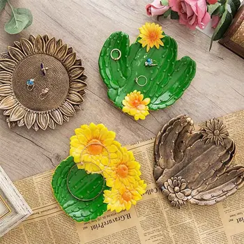 Creative Resin Simulation Plant Jewelry Box Jewelry Earrings Tray Ornament Snack Multipurpose Storage Box Jewelry Box Decoration
Creative Resin Simulation Plant Jewelry Box Jewelry Earrings Tray Ornament Snack Multipurpose Storage Box Jewelry Box Decoration