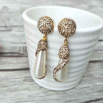5Pairs Teardrop Golden Crystal Earrings, Paved Rhinestone,Mother of pearl Beads, Dangle Earring Handmade Jewelry For Women ER239
5Pairs Teardrop Golden Crystal Earrings, Paved Rhinestone,Mother of pearl Beads, Dangle Earring Handmade Jewelry For Women ER239