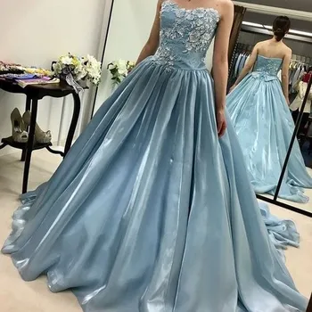 Rare Blue Evening Gowns Long robe de soiree Evening Dresses Appliques Lace vestido de festa longo Formal Gown Evening
Rare Blue Evening Gowns Long robe de soiree Evening Dresses Appliques Lace vestido de festa longo Formal Gown Evening