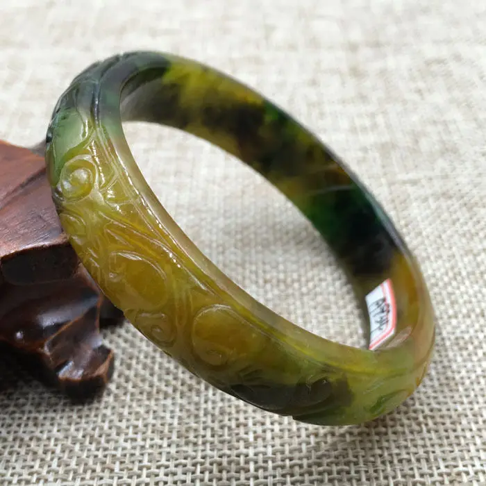 58mm Vintage Chinese Hand-carved Brown Green Jadeite Jade Bracelet Bangle 934 a 5.19
58mm Vintage Chinese Hand-carved Brown Green Jadeite Jade Bracelet Bangle 934 a 5.19