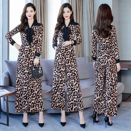 Fashion Leopard Jumpsuit Female Office Elegant V collar Long Sleeve 2019 Spring New High Waist Wide Leg Pants Trousers
Fashion Leopard Jumpsuit Female Office Elegant V collar Long Sleeve 2019 Spring New High Waist Wide Leg Pants Trousers