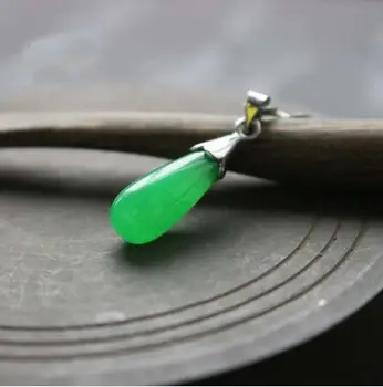 natural green Malay yu jade pendant sterling silver earring fashion droplets stone crystal pendant necklace jewelry
natural green Malay yu jade pendant sterling silver earring fashion droplets stone crystal pendant necklace jewelry