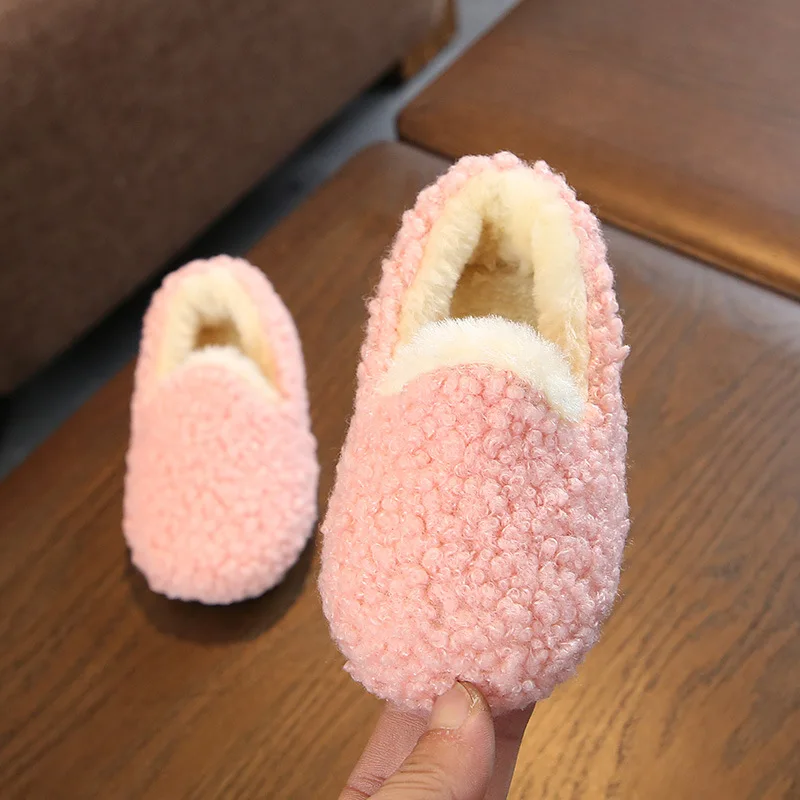 Baby Kids Home Plush Slippers Boys Girls Shoes Children Winter Warm Thicken Cotton Indoor Rubber Soles Non-slip House Shoes 1-3T
Baby Kids Home Plush Slippers Boys Girls Shoes Children Winter Warm Thicken Cotton Indoor Rubber Soles Non-slip House Shoes 1-3T