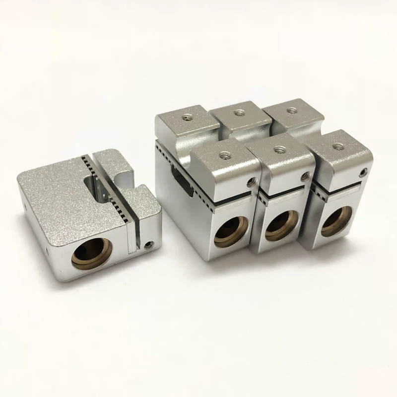 3D printer UM3 slider 4pcs/set Sliding Block Kit Include Graphite Copper sleeve with 2GT belt buckle for Ultimate3/2 8mm shaft
3D printer UM3 slider 4pcs/set Sliding Block Kit Include Graphite Copper sleeve with 2GT belt buckle for Ultimate3/2 8mm shaft