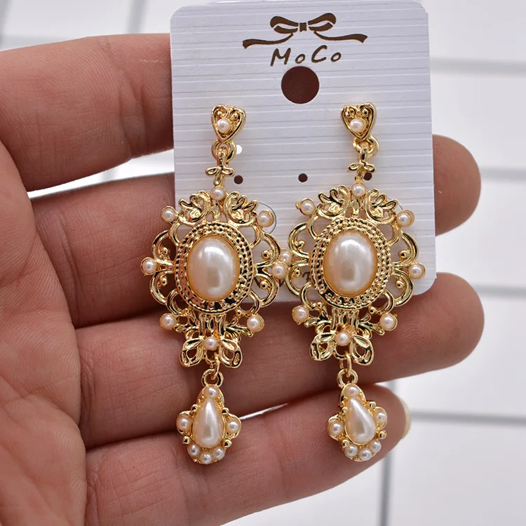 New Luxury Vintage Earrings For Woman Bride Bridesmaid Weddings Pendant Drop Turkish India Canada Earrings
New Luxury Vintage Earrings For Woman Bride Bridesmaid Weddings Pendant Drop Turkish India Canada Earrings