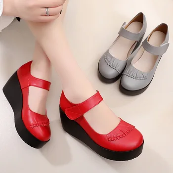 Soft bottom wedge single shoes round head sponge cake thick bottom women's shoes waterproof platform
Soft bottom wedge single shoes round head sponge cake thick bottom women's shoes waterproof platform