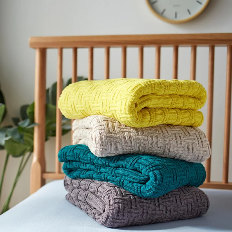 Junwell High Quality Acrylic Knitting Blanket Spring Autumn Season Handmade Soft Sofa Bed Spread Blankets Braided
Junwell High Quality Acrylic Knitting Blanket Spring Autumn Season Handmade Soft Sofa Bed Spread Blankets Braided