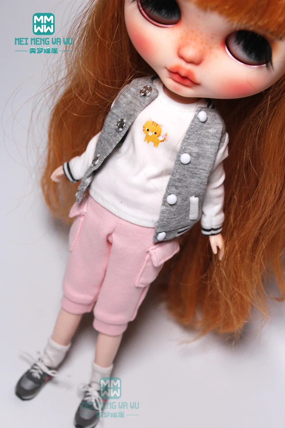 1PCS Blyth Clothes fashion Sports jacket, T-shirt, casual pants for 28-30cm Blyth Azone obitsu FR 1/6 doll accessories
1PCS Blyth Clothes fashion Sports jacket, T-shirt, casual pants for 28-30cm Blyth Azone obitsu FR 1/6 doll accessories