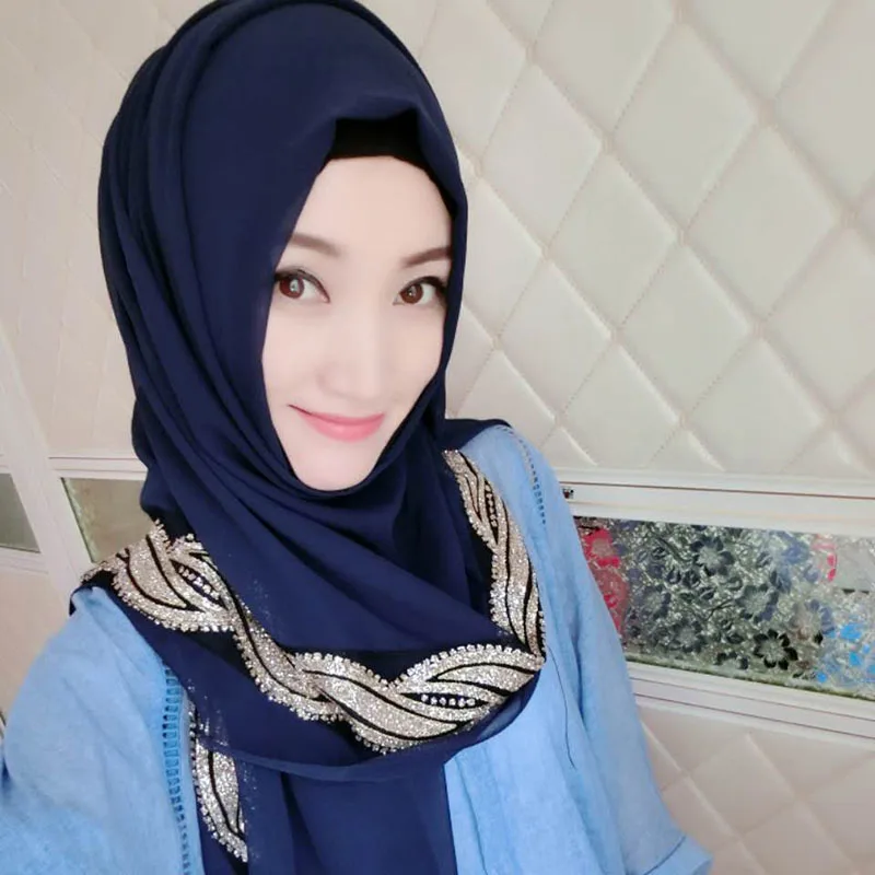 Women Shinny Sequins GLITTER Chiffon Silk Popular Shawls Muffler Headband hijab Summer Solid Color Muslim Scarves/Scarf
Women Shinny Sequins GLITTER Chiffon Silk Popular Shawls Muffler Headband hijab Summer Solid Color Muslim Scarves/Scarf