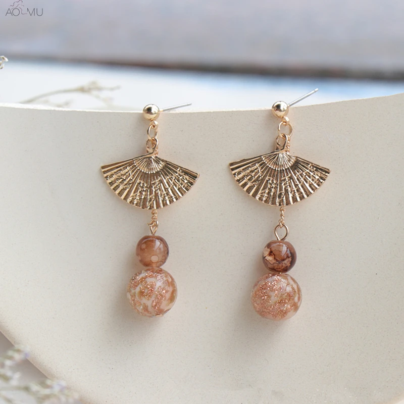 AOMU 2019 Summer Vintage Resin Gourd Pendant Matte Fan Sahpe Drop Dangle Earrings for Women Girl Party Ocean Beach Jewelry Gift
AOMU 2019 Summer Vintage Resin Gourd Pendant Matte Fan Sahpe Drop Dangle Earrings for Women Girl Party Ocean Beach Jewelry Gift