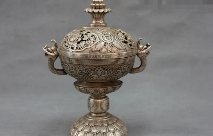 Collectible bronze S2489 Chinese White Copper Bronze Silver Goldfish Chrysanthemum Censer incense burner
Collectible bronze S2489 Chinese White Copper Bronze Silver Goldfish Chrysanthemum Censer incense burner
