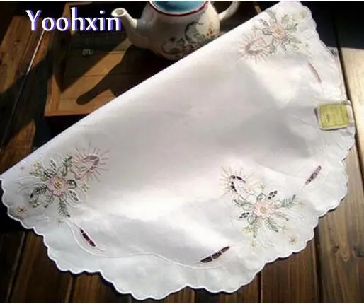 55cm HOT White embroidery table place mat pad cloth cotton cup mug holder drink coaster round doily placemat kitchen accessory
55cm HOT White embroidery table place mat pad cloth cotton cup mug holder drink coaster round doily placemat kitchen accessory
