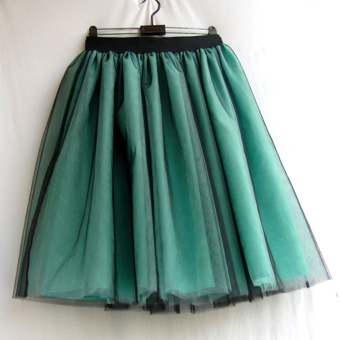 Green Tulle Skirt Womens Ball gown Lace Casual Empire 6 layers Black Fashion Skirt Long Autumn Tutu Skirts Summer Custom made
Green Tulle Skirt Womens Ball gown Lace Casual Empire 6 layers Black Fashion Skirt Long Autumn Tutu Skirts Summer Custom made
