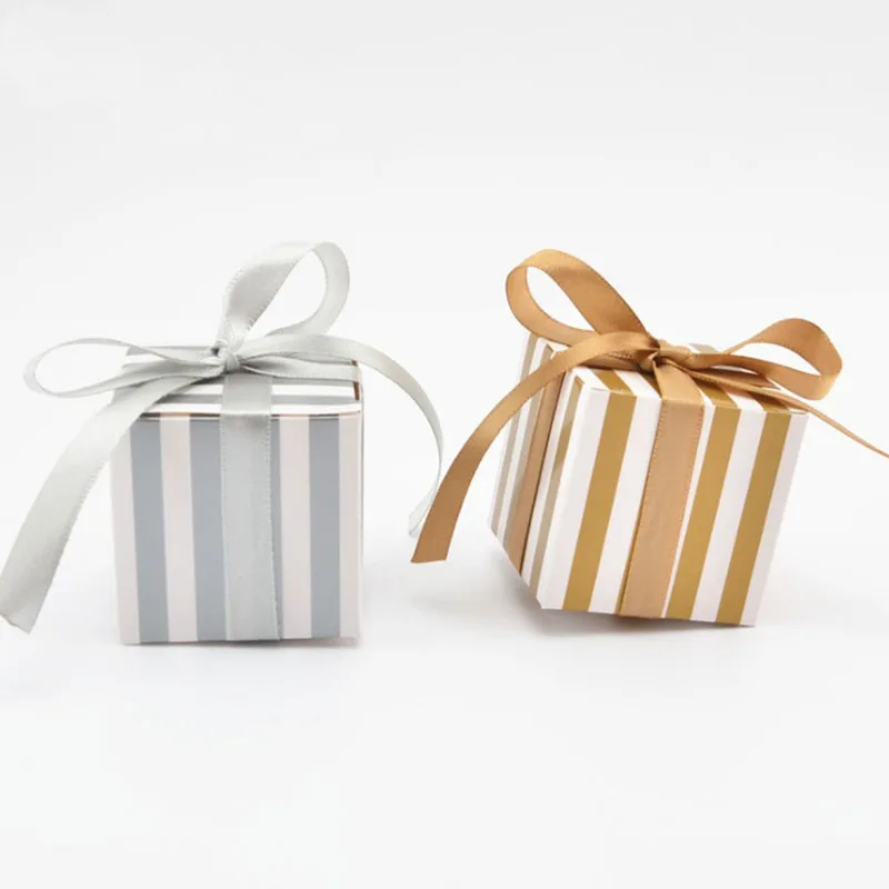 Hotsale Striped Wedding Box Packaging Gold Silver Gift Boxes Paper dragees Box for Packaging Event & Party Supplies
Hotsale Striped Wedding Box Packaging Gold Silver Gift Boxes Paper dragees Box for Packaging Event & Party Supplies