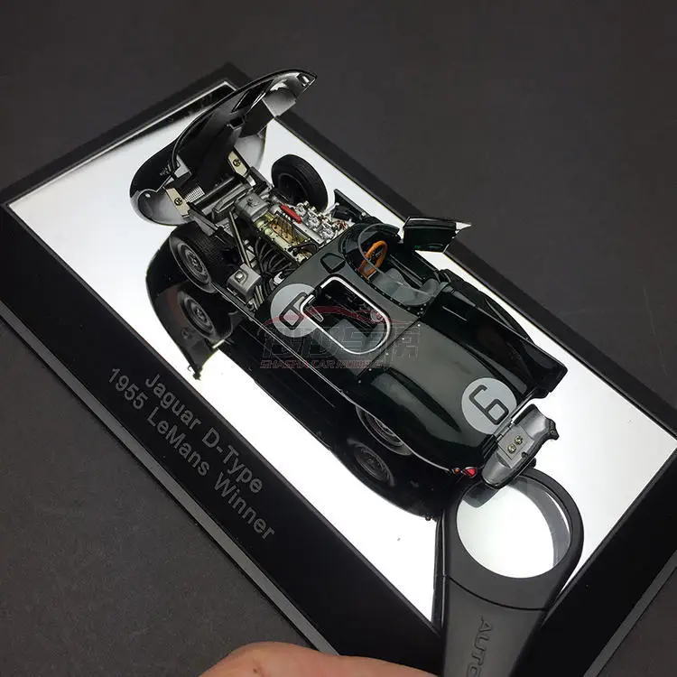 Новинка, винтажная модель из литого металла Jaguar 1/43 D-type, настольная модель автомобиля, Коллекционная модель, игрушки для детей
Новинка, винтажная модель из литого металла Jaguar 1/43 D-type, настольная модель автомобиля, Коллекционная модель, игрушки для детей