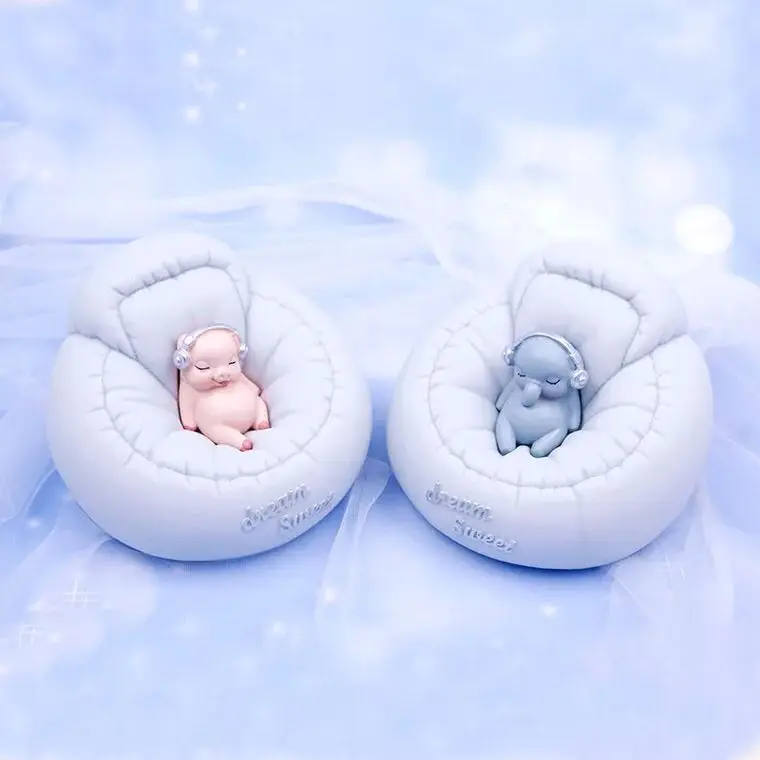 Emerra Cartoon Cute Piggy Sofa Furnishings Piggy Bank Children's Festival Gifts Cute Home Decoration Free Shipping
Emerra Cartoon Cute Piggy Sofa Furnishings Piggy Bank Children's Festival Gifts Cute Home Decoration Free Shipping