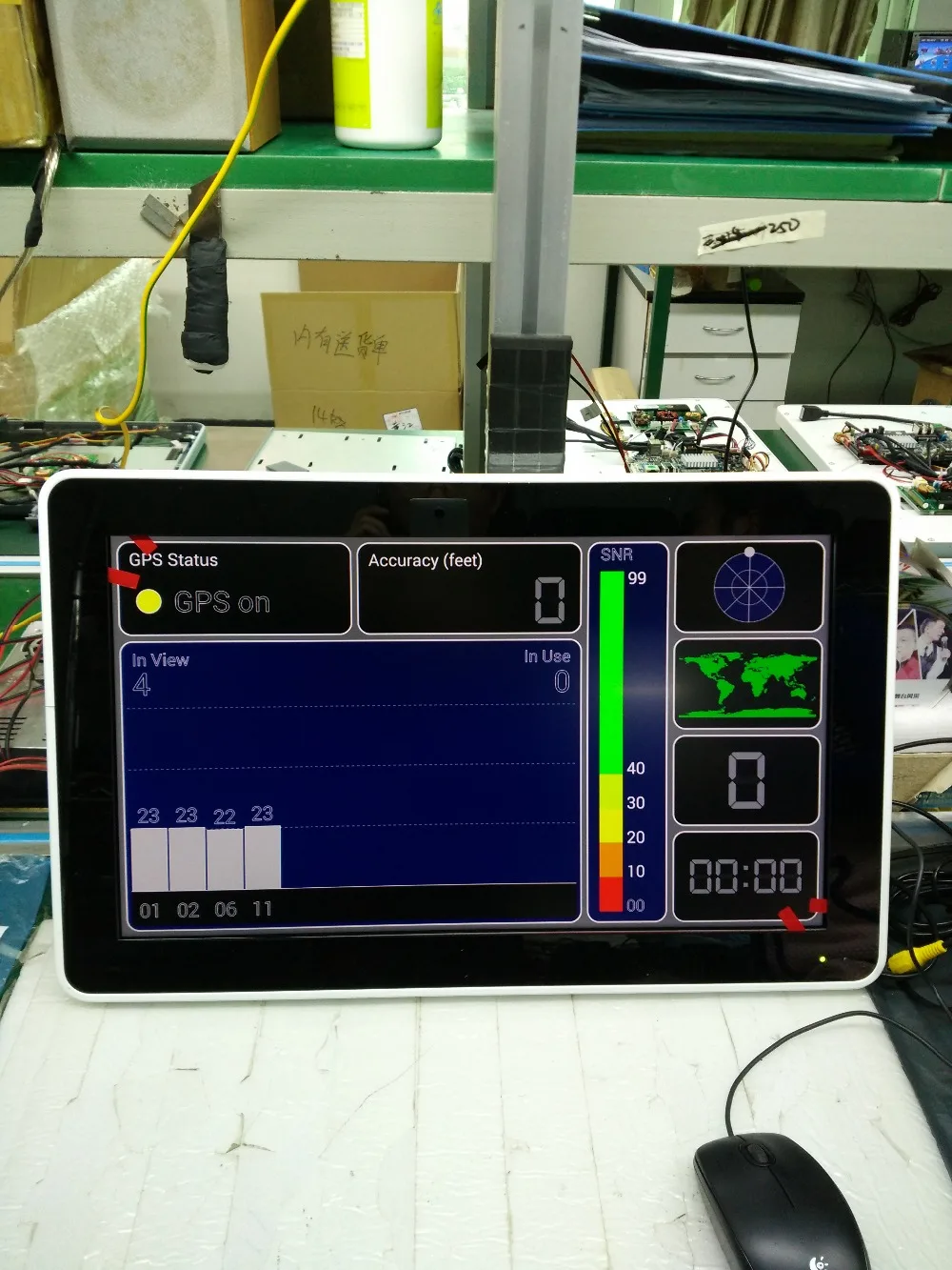 DC12-24V 21.5'' metal frame roof mounted bus monitor 2 AV input ceiling display with Android4.4 O.S. 3G 4G GPS VGA HDMI USB SD
DC12-24V 21.5'' metal frame roof mounted bus monitor 2 AV input ceiling display with Android4.4 O.S. 3G 4G GPS VGA HDMI USB SD