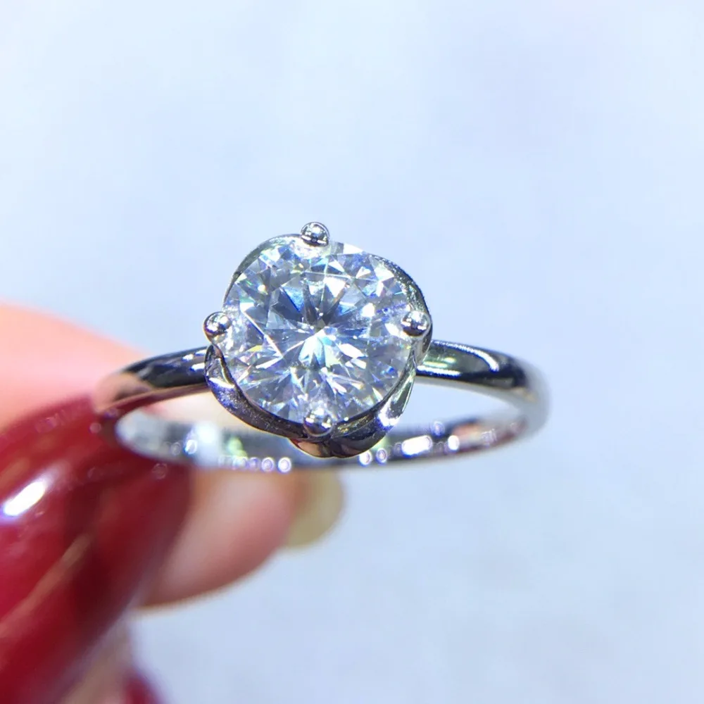 Fine Jewelry Real 18K Gold AU750 G18K 1ct Moissanite Diamond Ring Gemstone Rings for Women
Fine Jewelry Real 18K Gold AU750 G18K 1ct Moissanite Diamond Ring Gemstone Rings for Women