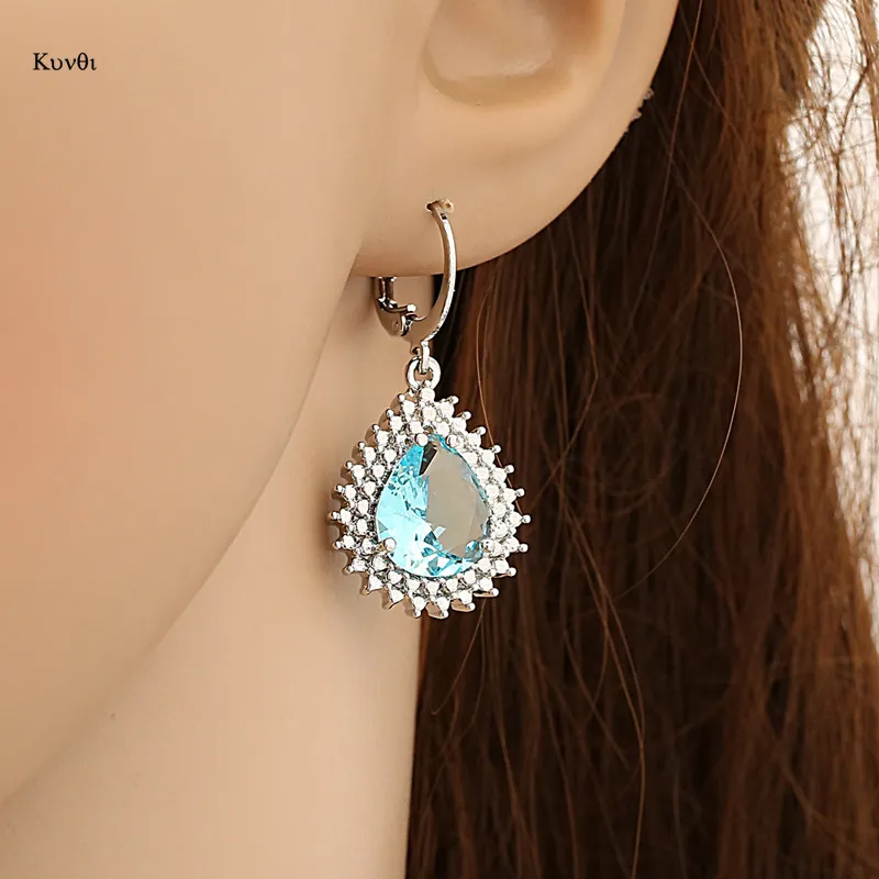 Elegant Silver Plated Drop Earrings for Women Unique Light Blue Crystal Drop Earring New Fashion Gifts Jewelry
Elegant Silver Plated Drop Earrings for Women Unique Light Blue Crystal Drop Earring New Fashion Gifts Jewelry