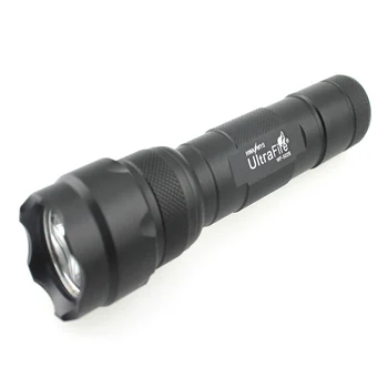 

U-F WF-502B 1xCREE XP-L V5 1800lm Cold White Light SMO OP LED Flashlight (1 x 18650)