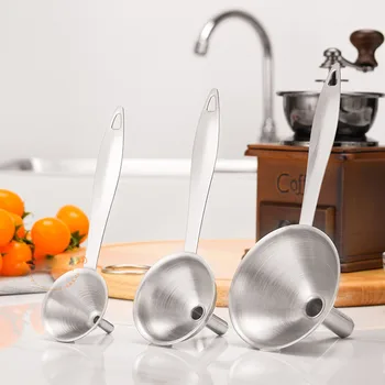 3Pcs/Set Mini Stainless Steel Funnel Wine Flask Beer Liquid Funnel Small Mouth Oil Funnels Kitchen Bar Tools
3Pcs/Set Mini Stainless Steel Funnel Wine Flask Beer Liquid Funnel Small Mouth Oil Funnels Kitchen Bar Tools