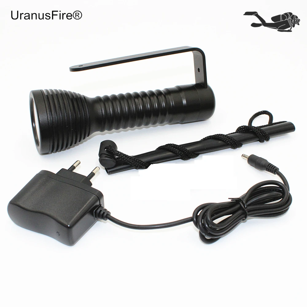 New LED Diving Flashlight Torch 1200LM XM-L2 Zoomable Underwater 100M Waterproof Rechargeable Diver Light
New LED Diving Flashlight Torch 1200LM XM-L2 Zoomable Underwater 100M Waterproof Rechargeable Diver Light