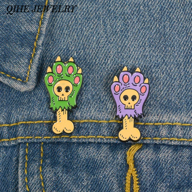 QIHE JEWELRY Skeleton Paw Prints Enamel Pins Green Purple Dog Bone Shaped Brooches Gothic Funny Jewelry Badges
QIHE JEWELRY Skeleton Paw Prints Enamel Pins Green Purple Dog Bone Shaped Brooches Gothic Funny Jewelry Badges