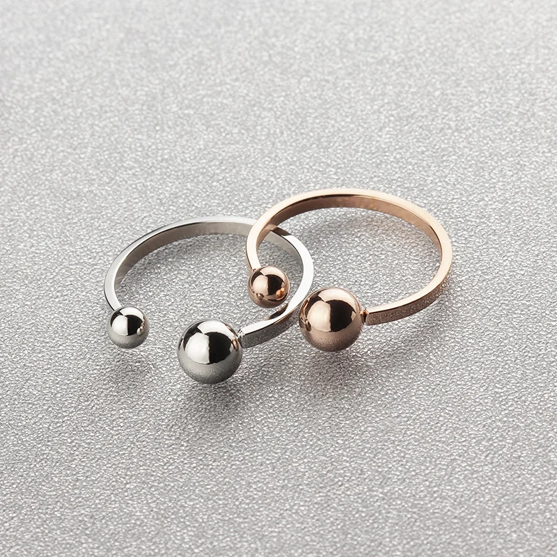 Titanium Steel Top Quality Two Color Choice Fashion Opening Double Beads Women Ring/ Cheap Women Ring Size 4-10available
Titanium Steel Top Quality Two Color Choice Fashion Opening Double Beads Women Ring/ Cheap Women Ring Size 4-10available