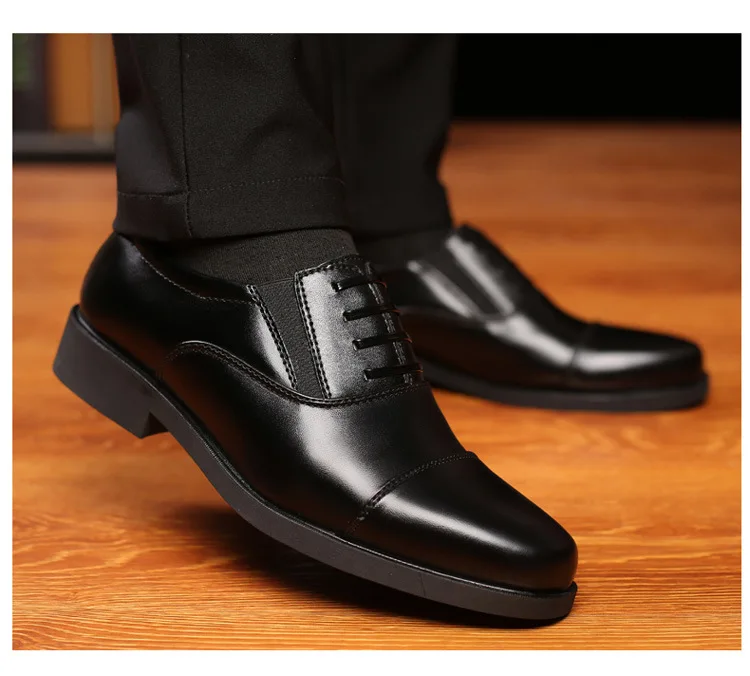 new Men's Quality Patent Leather Shoes Zapatos de hombre Size Black Leather Soft Man Dress Shoes Man Flat Classic Oxford 38-45
new Men's Quality Patent Leather Shoes Zapatos de hombre Size Black Leather Soft Man Dress Shoes Man Flat Classic Oxford 38-45