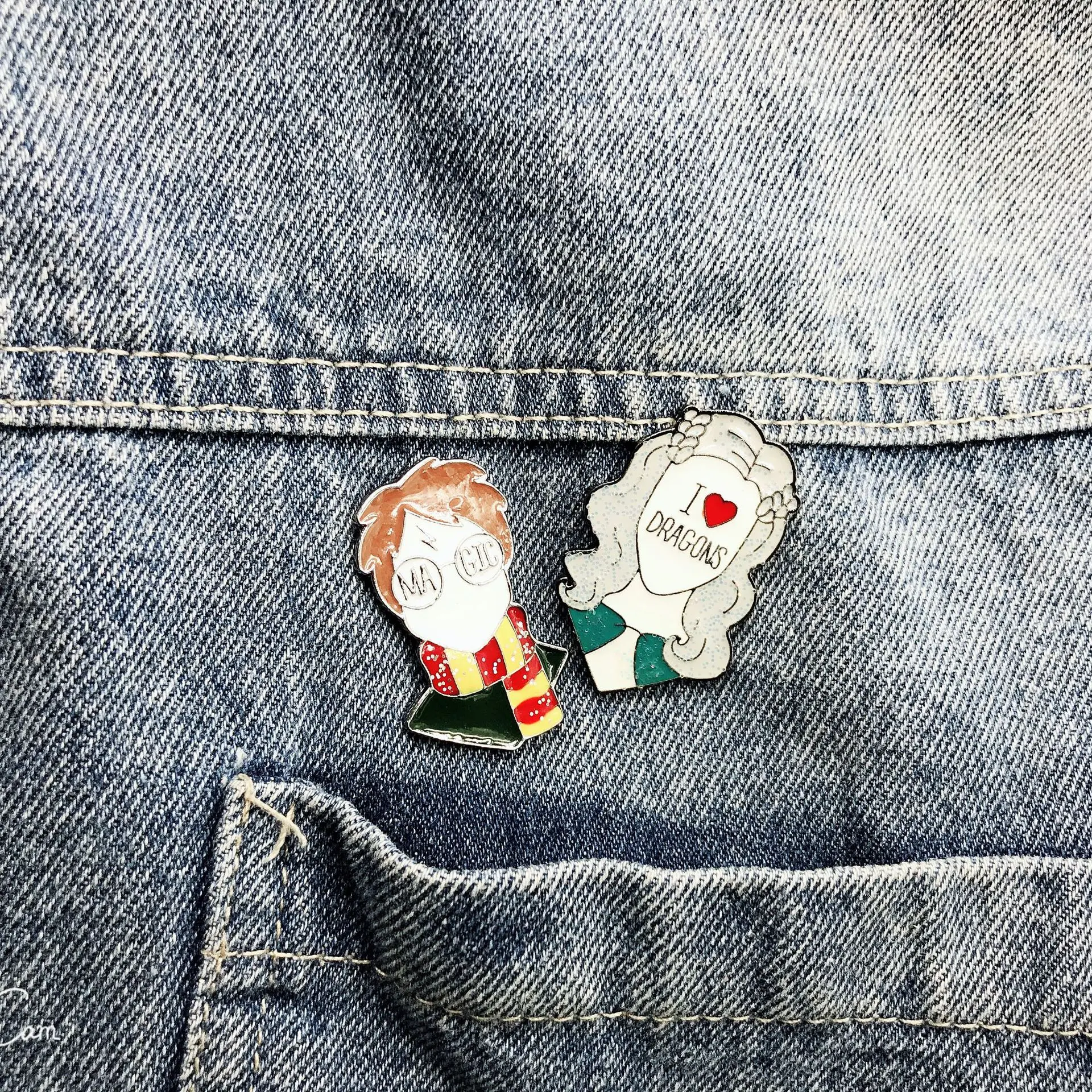 Cartoon Cute Metal European and American personality card couple alloy drop oil brooch jewelry
Cartoon Cute Metal European and American personality card couple alloy drop oil brooch jewelry